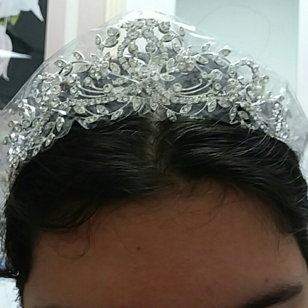 Marionat the Bridal Veil Company Crown